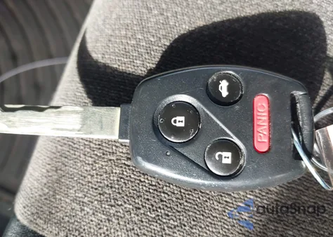 2010 Honda Accord 2.4 Lx z USA, uszkodzony, nr VIN 1HGCP2F32AA088150